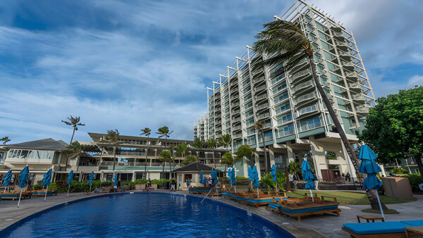 The Kahala Hotel & Resort – Luxury Hotel with Dolphin Lagoon and Fine Dining