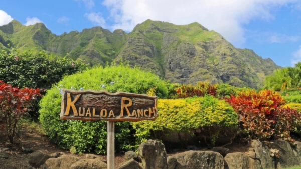 Kualoa Ranch – A Jurassic Park Filming Location with Horseback Riding & Zipline Tours