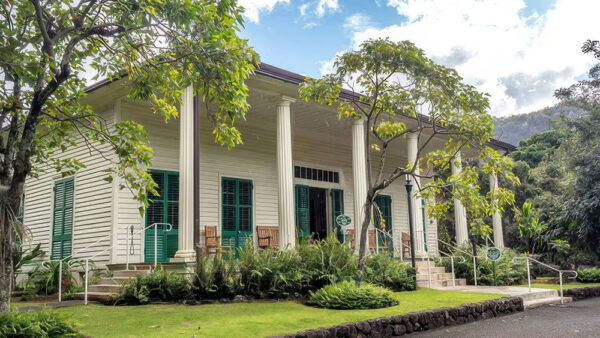 Queen Emma Summer Palace – A Royal Summer Retreat to Learn Hawaiian History