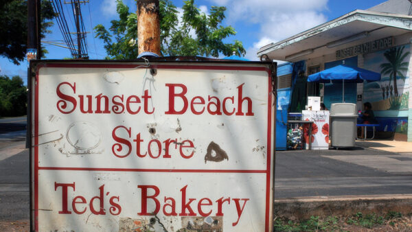 Ted’s Bakery – Home of Hawaii’s Most Popular Chocolate Haupia Pie