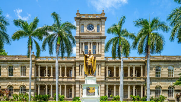 The King Kamehameha Statue – Discover All Four Statues of Hawaii’s Most Famous King