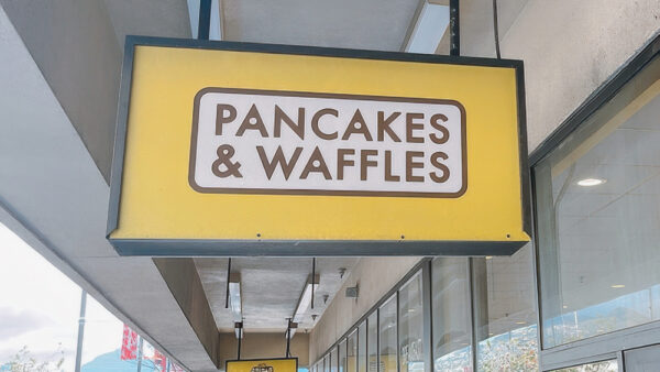 Pancakes & Waffles Hawaii – A Hidden Gem and Local Favorite Restaurant in Oahu