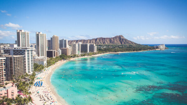 Waikiki Beach – The World’s Most Famous and Number One Sightseeing Spot in Hawaii