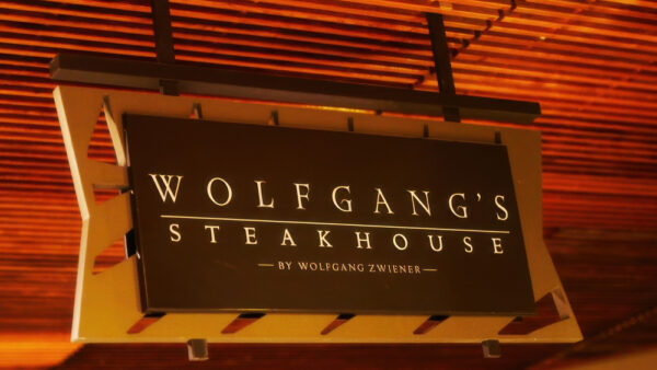 Wolfgang’s Steakhouse – The Most Popular Steak in Hawaii