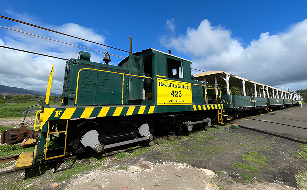Hawaiian Railway – A Retro Sightseeing Train with Stunning Views of Ko Olina, Oahu