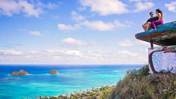 Lanikai Pillbox – Hawaii’s No. 1 Scenic Trail Overlooking the Heavenly Sea in Oahu